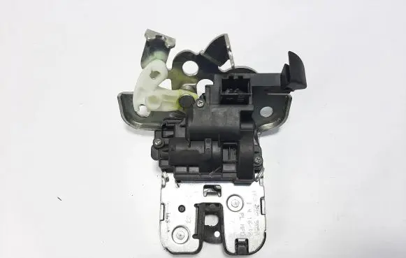 Audi A6 S6 C7 4G Tailgate/trunk/boot lock/catch/latch 8K9827505A