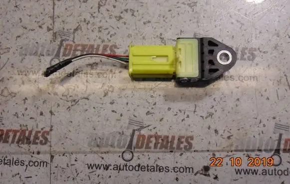 Toyota RAV 4 (XA30) Airbag deployment crash/impact sensor 8983128020