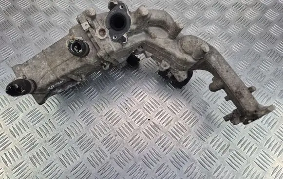 Mercedes-Benz C W204 EGR valve cooler A6461401608 A6461401075
