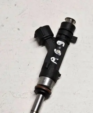 Audi A6 S6 C6 4F Fuel injector 06E133551 0280158053 1102051747