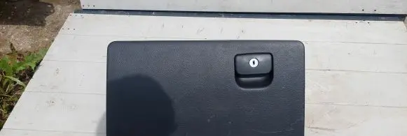 Hyundai Santa Fe Glove box