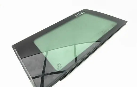 Mini One - Cooper Coupe R56 Rear side window 43R001108