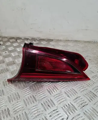 Mazda 3 II Tailgate rear/tail lights