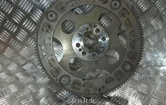 BMW 3 E90 E91 Flywheel 7797964 1122779796404