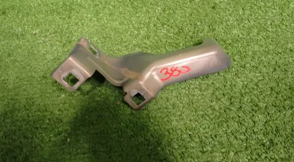 Fiat Ducato Fender mounting bracket 