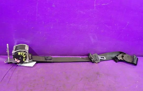Opel Zafira B Front seatbelt 13178668