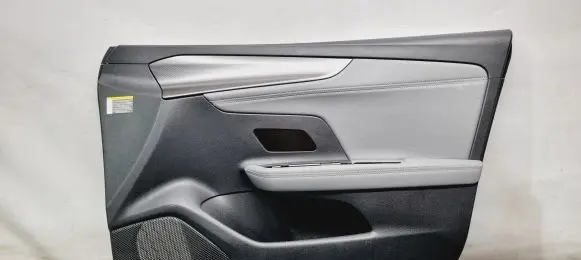 Opel Mokka B Front door card panel trim 9839727980 98397277VG