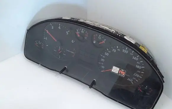 Audi A6 S6 C5 4B Speedometer (instrument cluster) 4B0919860L V2100031 008AUZ820