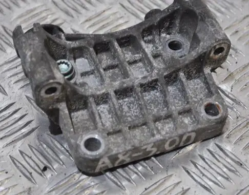 Audi A8 S8 D3 4E Other engine bay part 059903143K