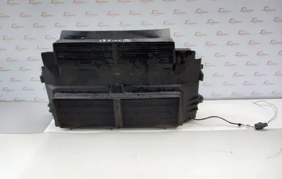 Ford Focus Intercooler air channel guide BM518475AE