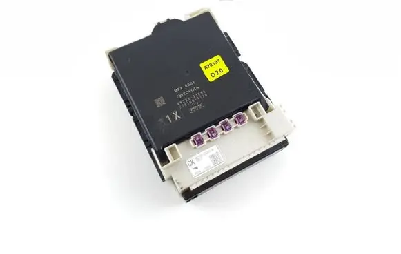 Toyota Camry VIII XV70 Other control units/modules 8922133E91 8273033Q31B