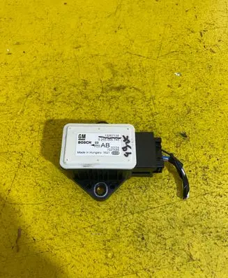 Opel Meriva B ESP acceleration yaw rate sensor 13267138