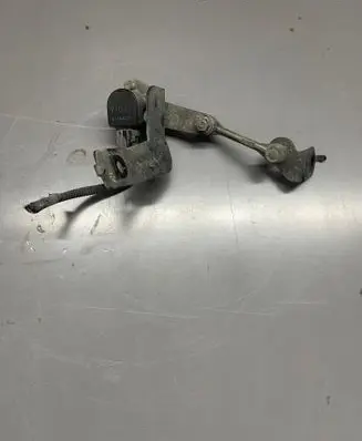 Subaru Legacy Headlight/headlamp level sensor B1404051 910312