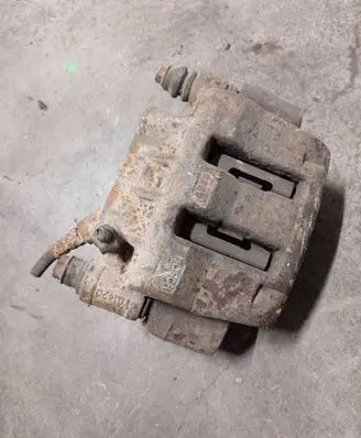 Renault Master II Front brake caliper