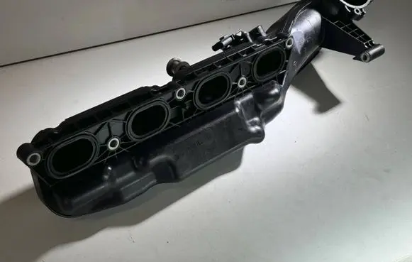 BMW 7 F01 F02 F03 F04 Intake manifold 70341444