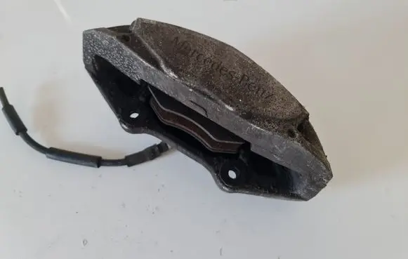 Mercedes-Benz E W213 Front brake caliper