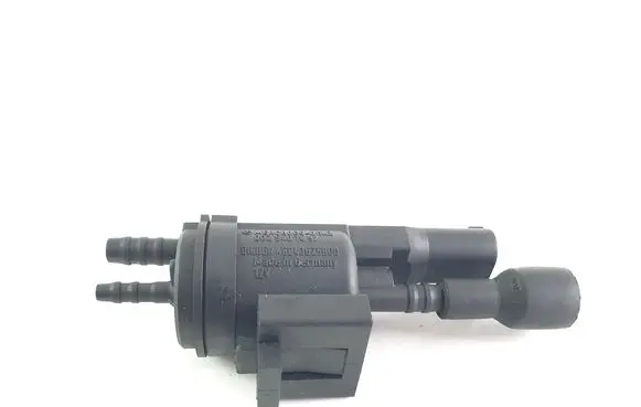 Mercedes-Benz E W211 Vacuum valve 0025401497