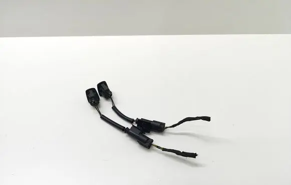 BMW 5 E60 E61 Windshield washer spray nozzle 7046060 1378908