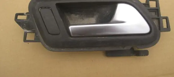 Volkswagen Amarok Front door interior handle 2H0837114D