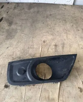 Renault Master III Front fog light trim/grill 263310627R