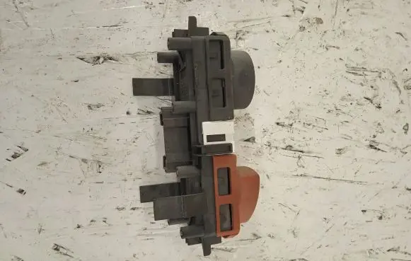 Renault Scenic II - Grand scenic II Hazard light switch 8200407415 8200407416 8200107808