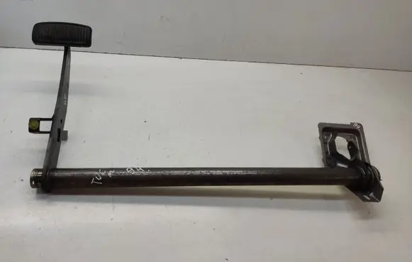 Hyundai Tucson JM Brake pedal 3282527070