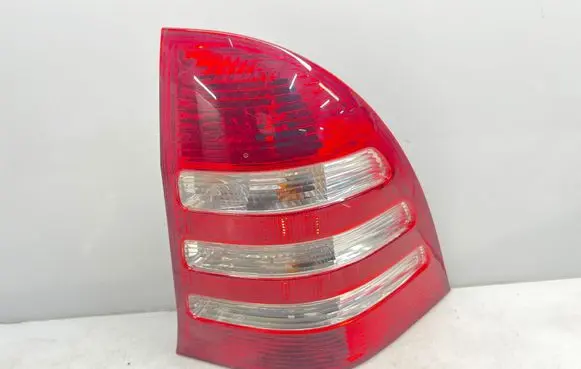 Mercedes-Benz C W203 Rear/tail lights A2038201264