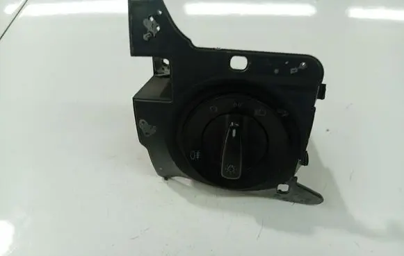 Skoda Roomster (5J) Light switch 3B0941531B