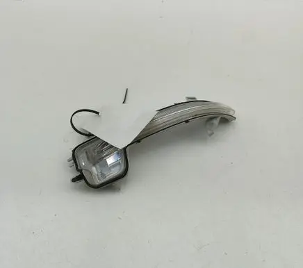 BMW X1 F48 F49 Mirror indicator light 7493897