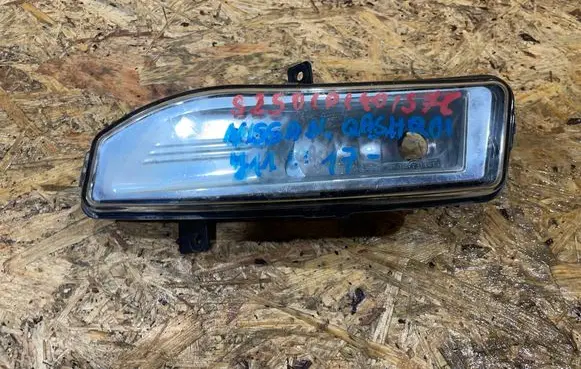 Nissan Qashqai Front fog light 90078637 S2501P140