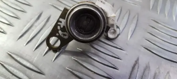 Toyota Corolla E110 Front door lock (next to the handle) 10060 11349