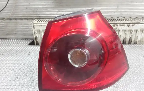 Volkswagen Golf V Rear/tail lights 1K6945096Q