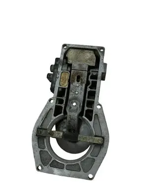 Audi 100 200 5000 C3 Fuel distributor 034133353D