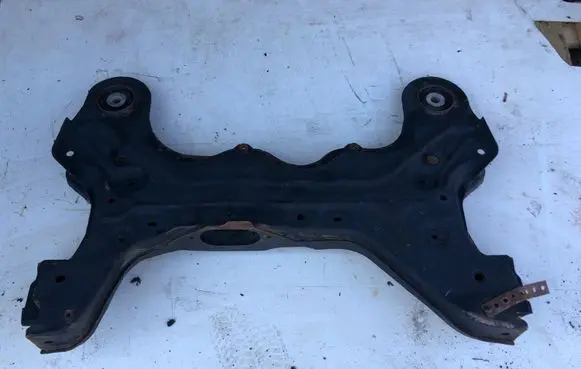 Volkswagen Golf IV Front subframe