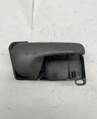 Volkswagen PASSAT B4 Rear door interior handle 3A0837236