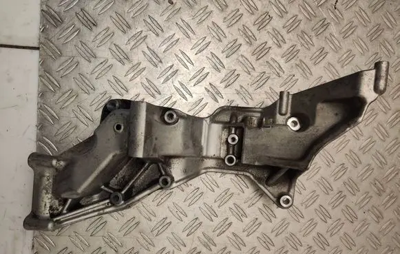 Generator/alternator bracket