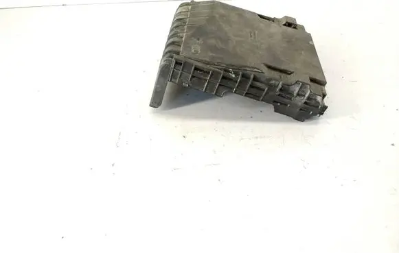 Volkswagen PASSAT B6 Fuse box cover 014189871 1K0937132F 017180061