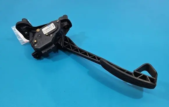 Volvo S60 Accelerator throttle pedal 30683514 IMPRK1610172