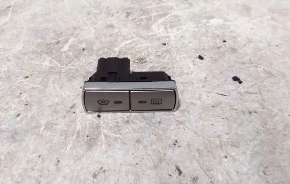 Windscreen/window heater switch