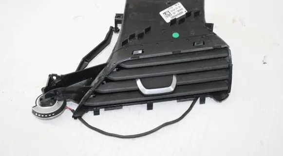 BMW 7 G11 G12 Dashboard air vent grill cover trim 9299499