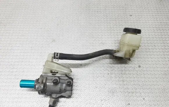 Nissan Murano Z50 Master brake cylinder