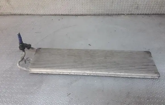 Volkswagen PASSAT B6 Fuel cooler (radiator) 