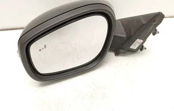 Front door electric wing mirror