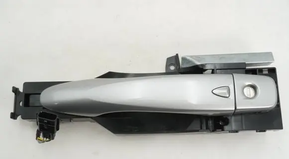 Nissan Qashqai Front door exterior handle 8061122134