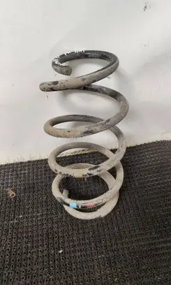 Hyundai Santa Fe Front coil spring 