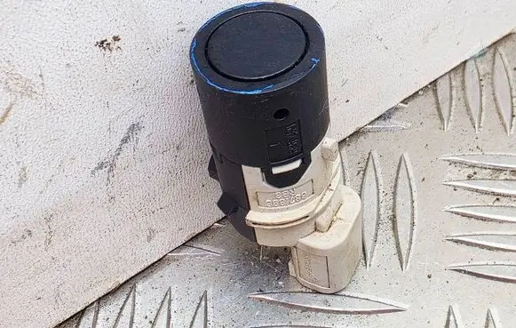 Land Rover Range Rover Sport L320 Parking PDC sensor YDB500300