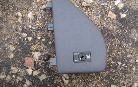 Volkswagen Amarok Dashboard side end trim 2H0858248B