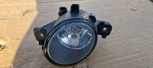 Nissan Qashqai Front fog light 89402500