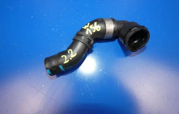 Mercedes-Benz GLA W156 Engine coolant pipe/hose A6512000082