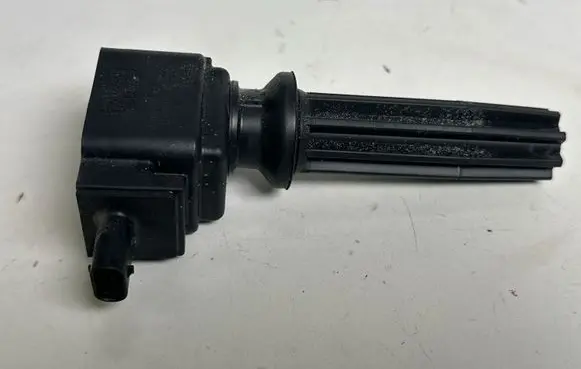 Ford Mustang VI High voltage ignition coil CM5E12A366BC
